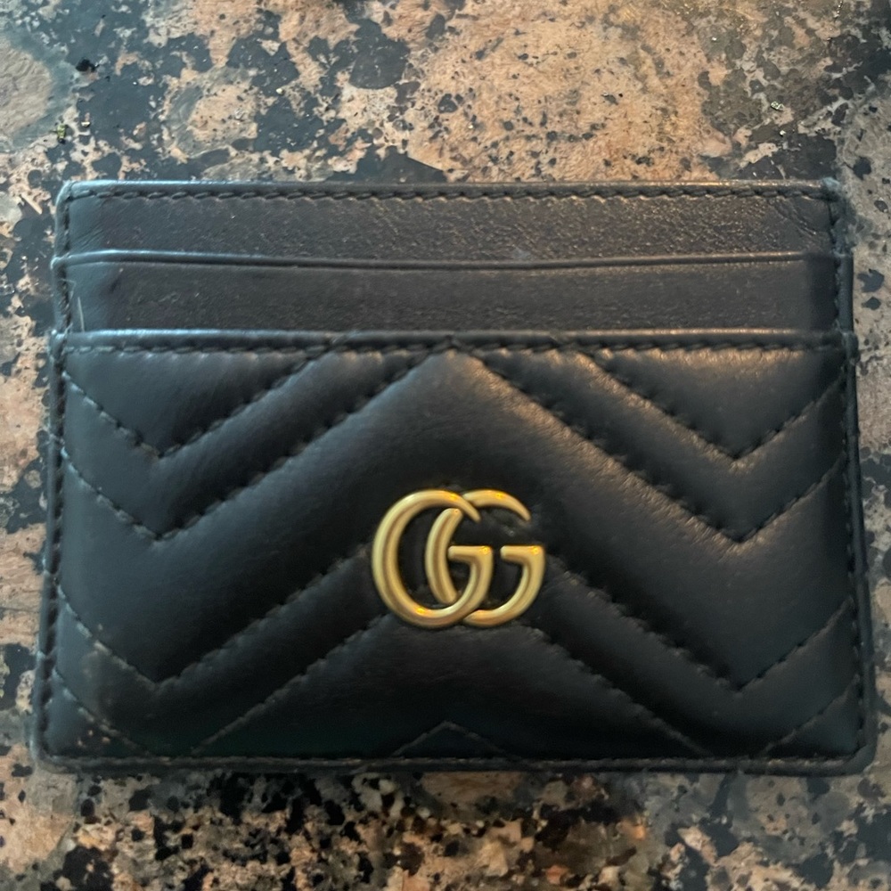 Gucci Black Leather GG Marmont
Card Case